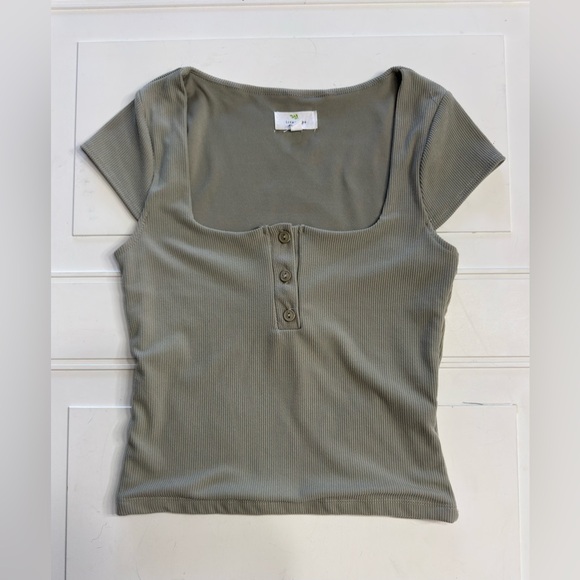 live in the moment Tops - Live in the Moment Women’s Sz S Olive Green Square Neck Henley Ribbed Shirt Top